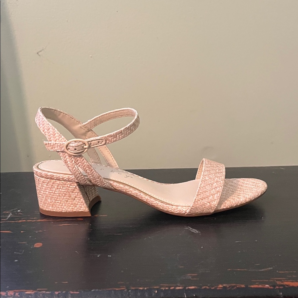Copper Key Tan Women's Sandals
